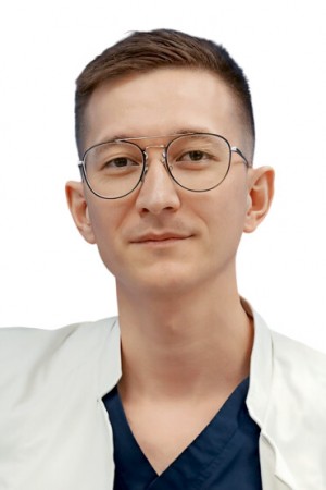 Халилов Дамир Ринатович